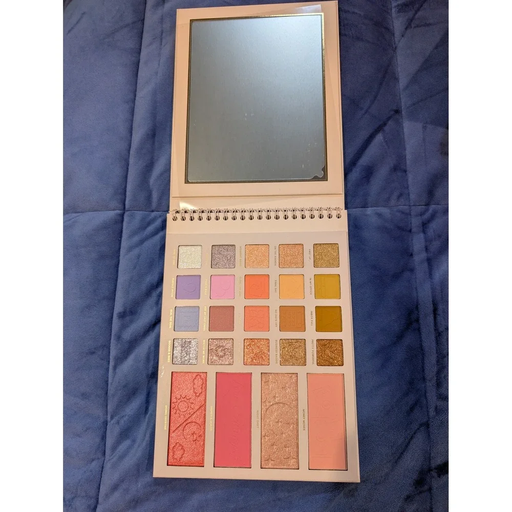 P Louise Baddie To Boardroom Face Palette Women Pink CEO Energy Collection